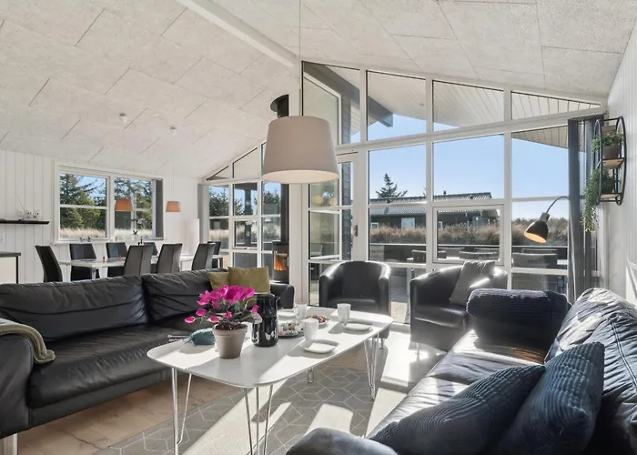 1110 * Bjerregård